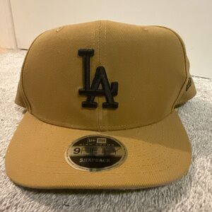 New Era Gold LA Dodger 9FIFTY Snapback Hat